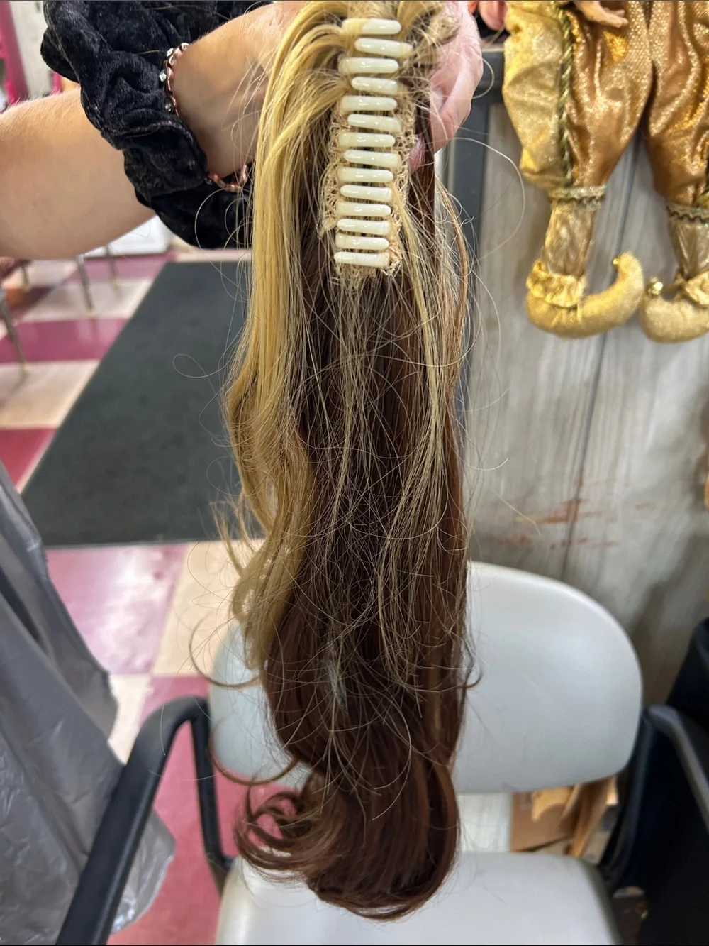 Synthetic Hair Extension Clip-In Ponytail in Honey Blonde Brown